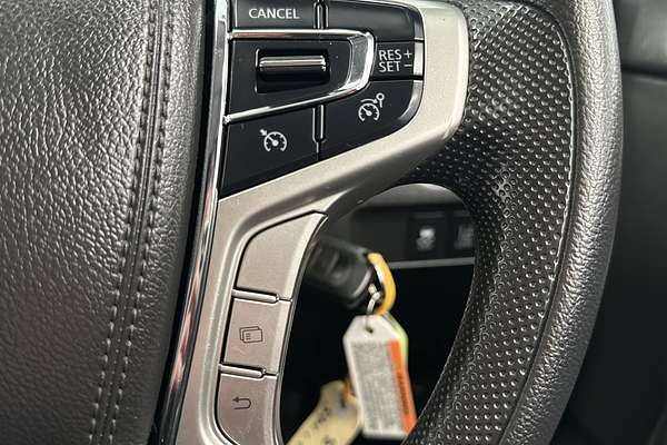 2023 Mitsubishi Triton GLX MR 4X4