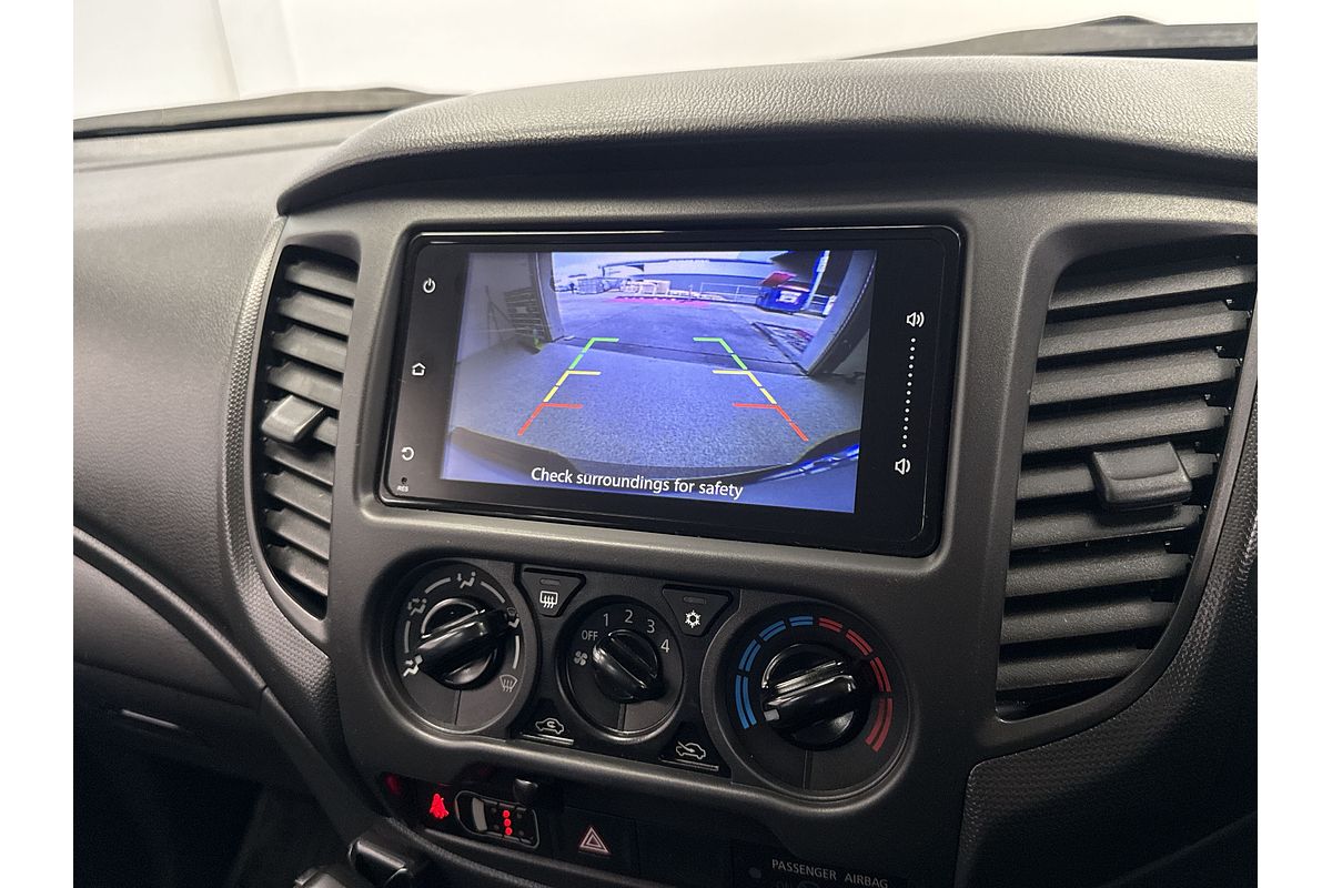 2023 Mitsubishi Triton GLX MR 4X4