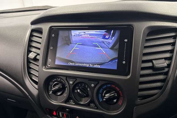 2023 Mitsubishi Triton GLX MR 4X4