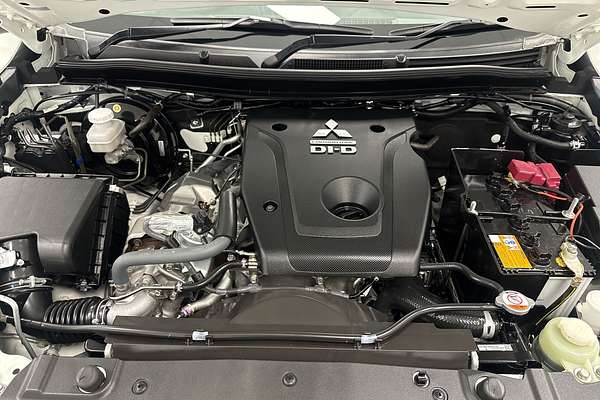 2023 Mitsubishi Triton GLX MR 4X4