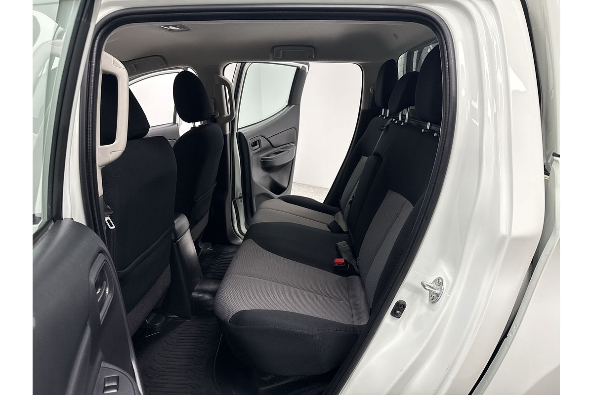 2023 Mitsubishi Triton GLX MR 4X4