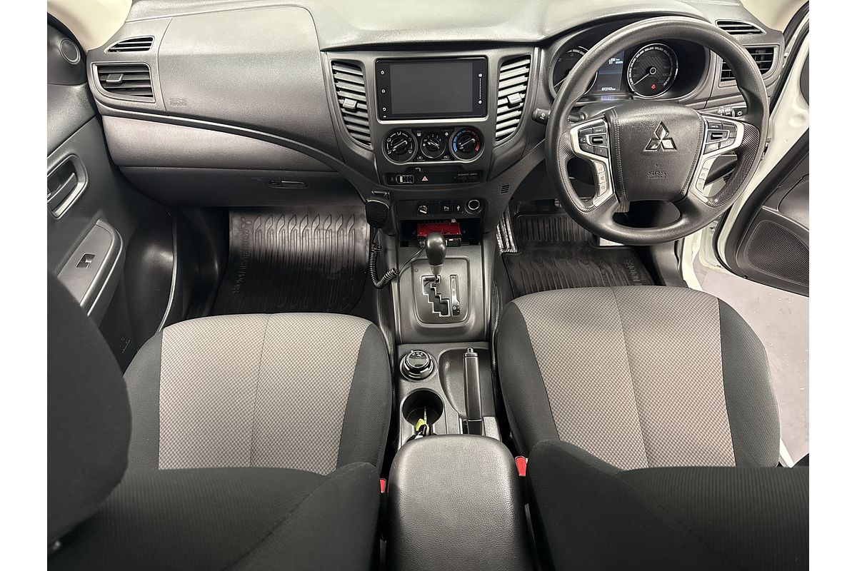 2023 Mitsubishi Triton GLX MR 4X4