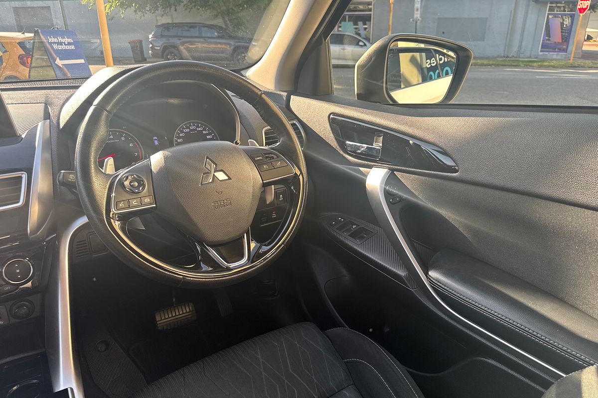 2017 Mitsubishi Eclipse Cross LS YA