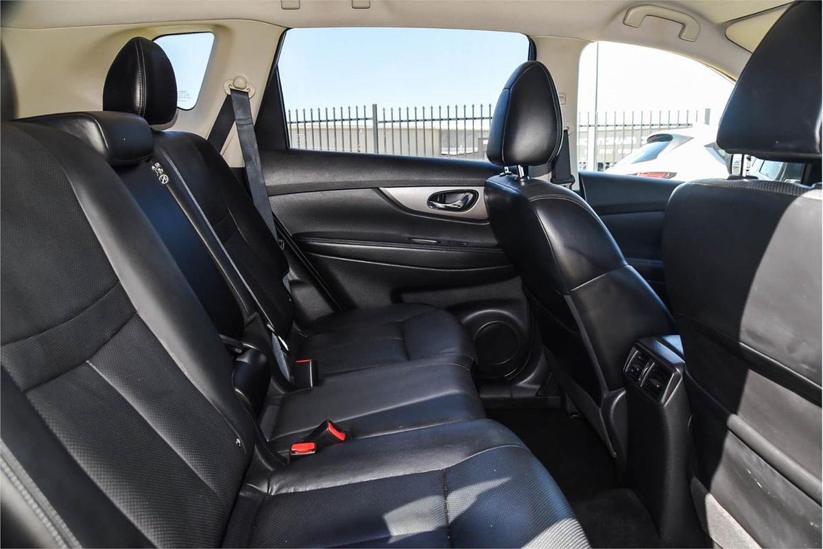 2015 Nissan X-TRAIL ST-L T32