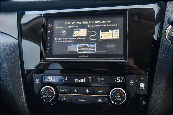 2015 Nissan X-TRAIL ST-L T32