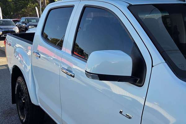 2019 Isuzu D-MAX LS-M  4X4