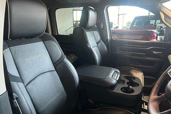 2024 RAM 2500 Laramie DJ 4X4