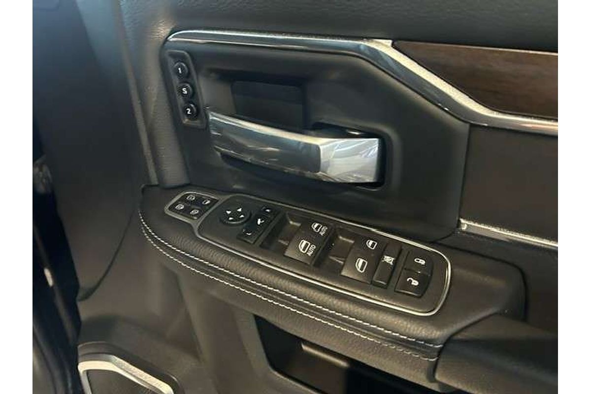 2024 RAM 2500 Laramie DJ 4X4