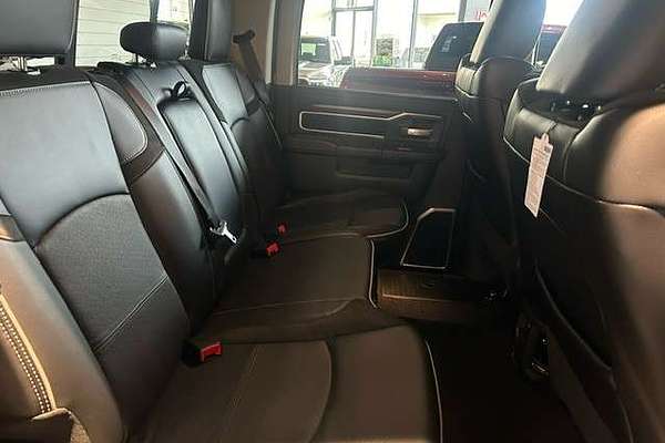 2024 RAM 2500 Laramie DJ 4X4