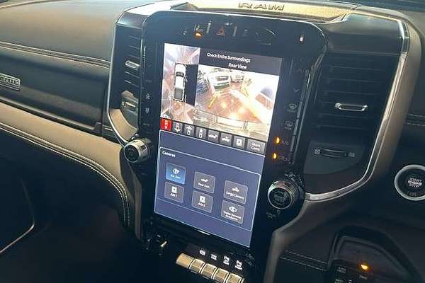 2024 RAM 2500 Laramie DJ 4X4