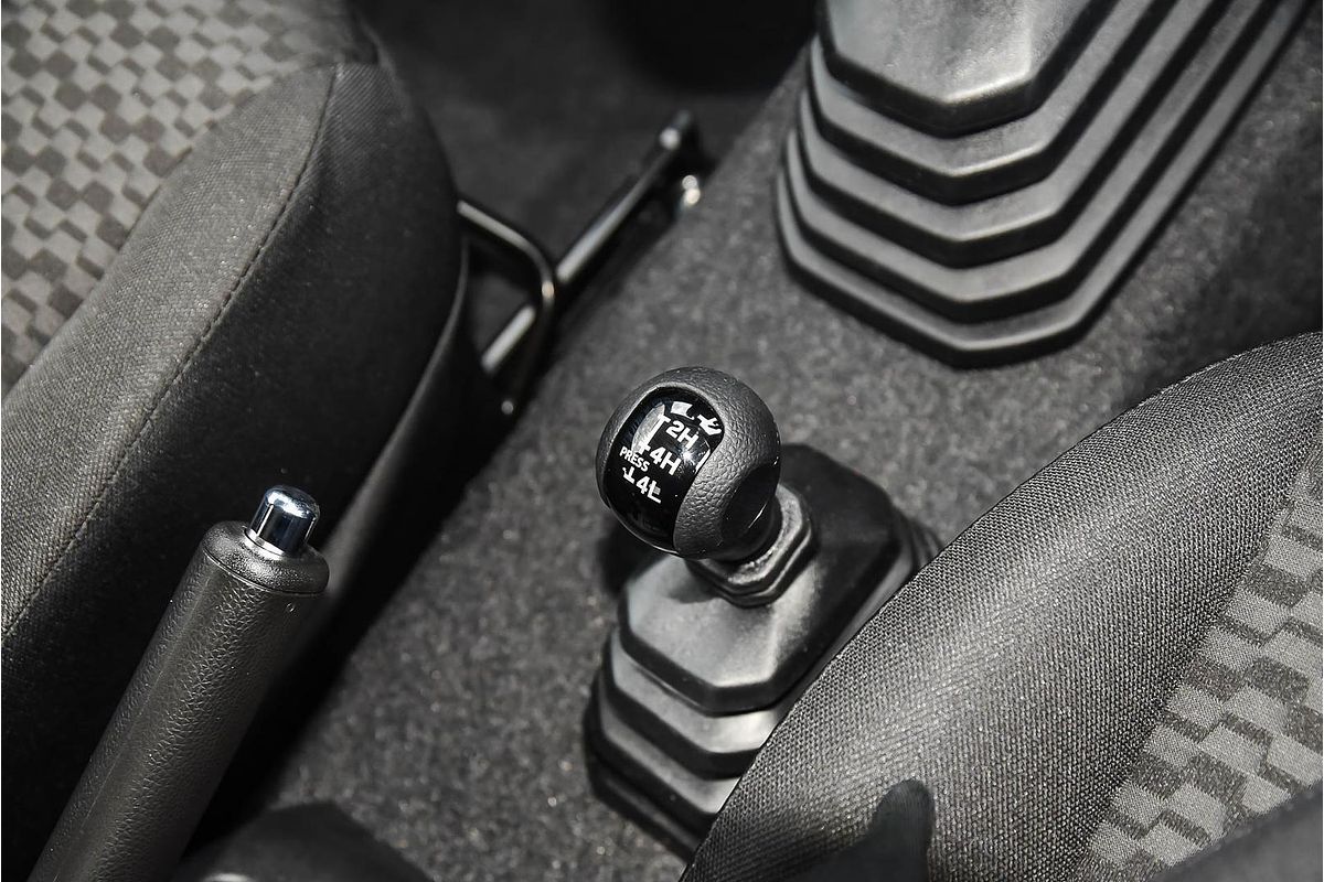 2025 Suzuki Jimny GLX GJ