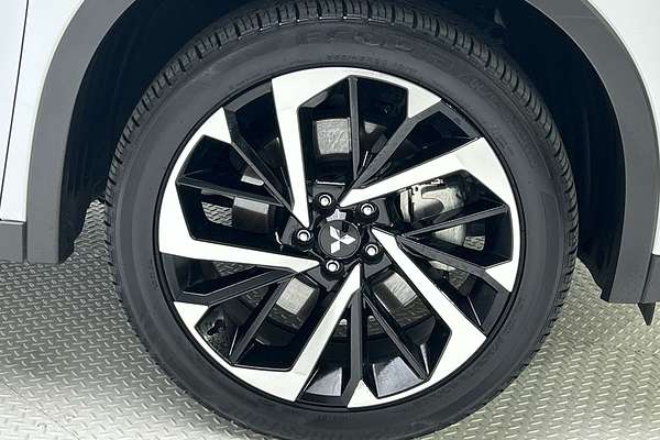 2024 Mitsubishi Outlander PHEV Aspire ZM thumb-9