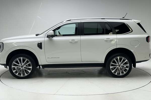 2024 Ford Everest Platinum 3.0L thumb-4