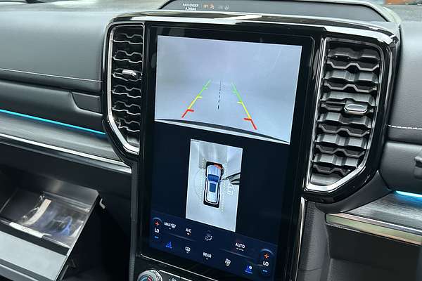 2024 Ford Everest Platinum 3.0L thumb-15