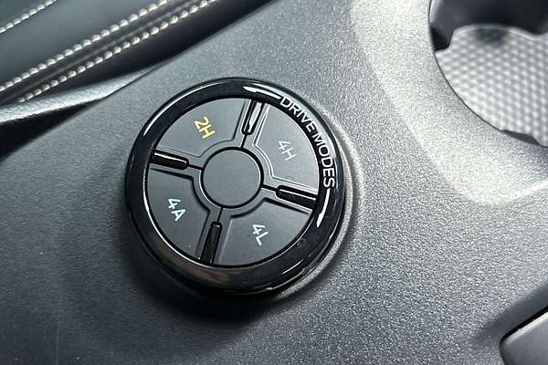 2024 Ford Everest Platinum 3.0L thumb-16