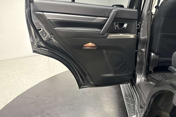 2019 Mitsubishi Pajero GLX NX