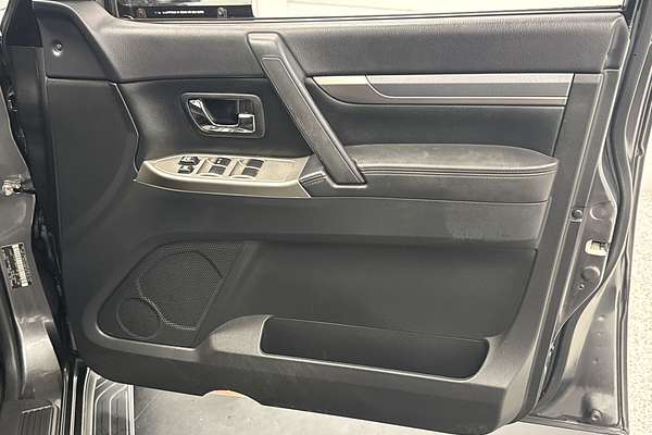 2019 Mitsubishi Pajero GLX NX