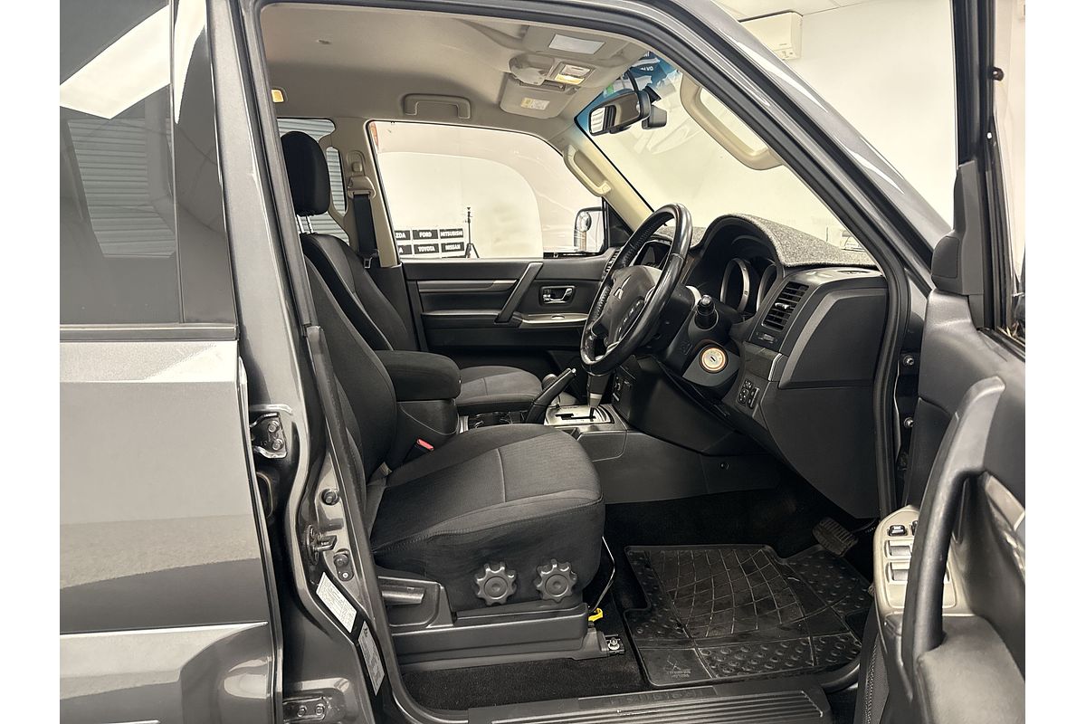 2019 Mitsubishi Pajero GLX NX