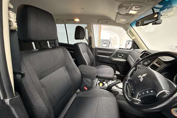 2019 Mitsubishi Pajero GLX NX