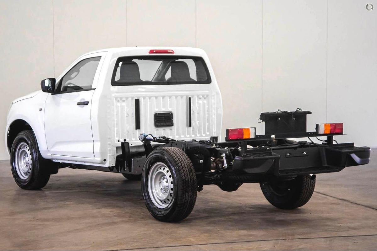 2025 Isuzu D-MAX SX 4X4