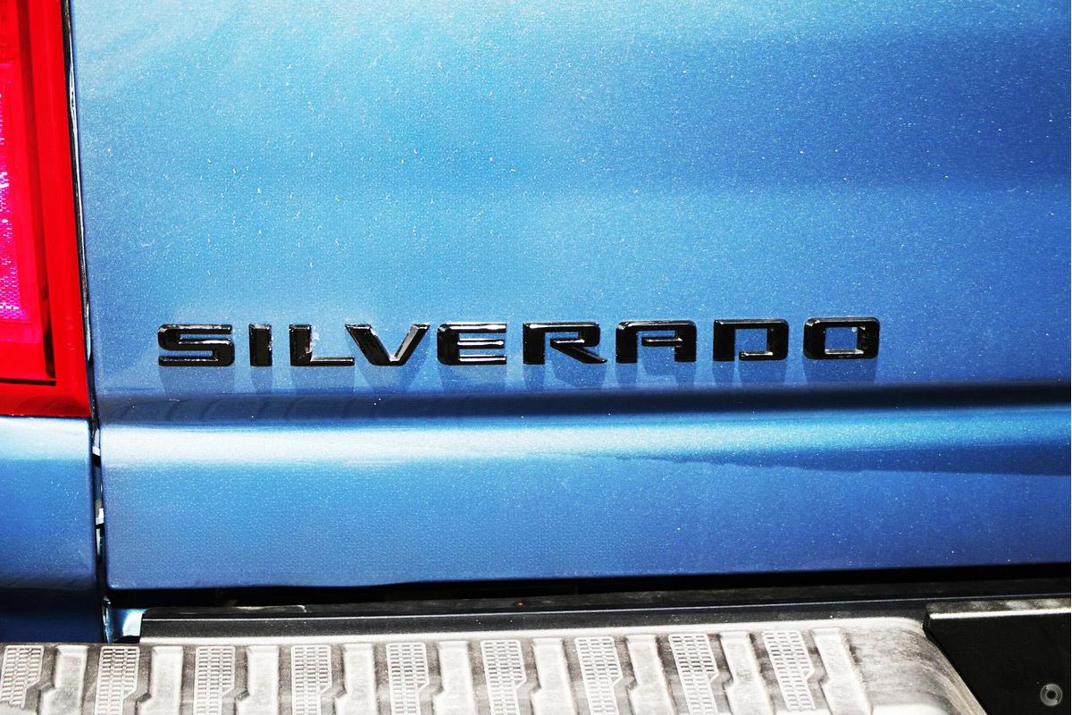 2025 Chevrolet SILVERADO