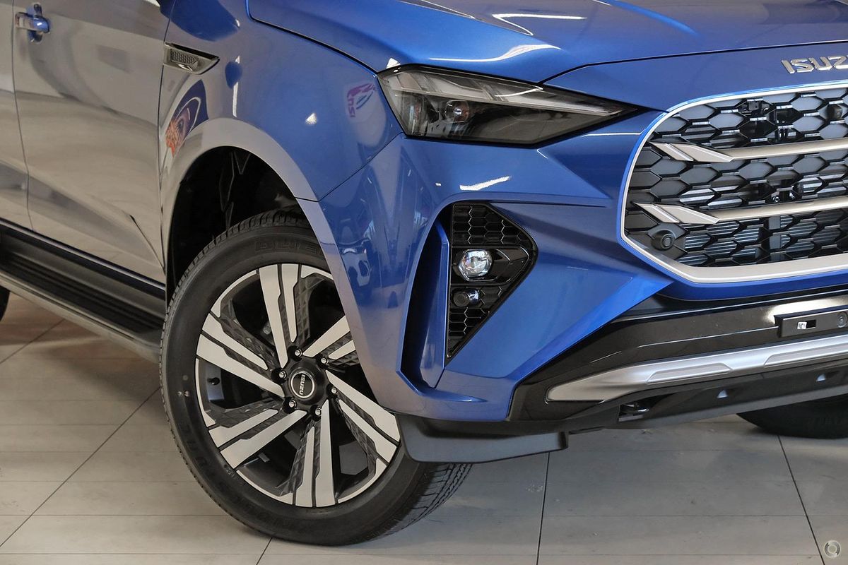 2025 Isuzu MU-X LS-T