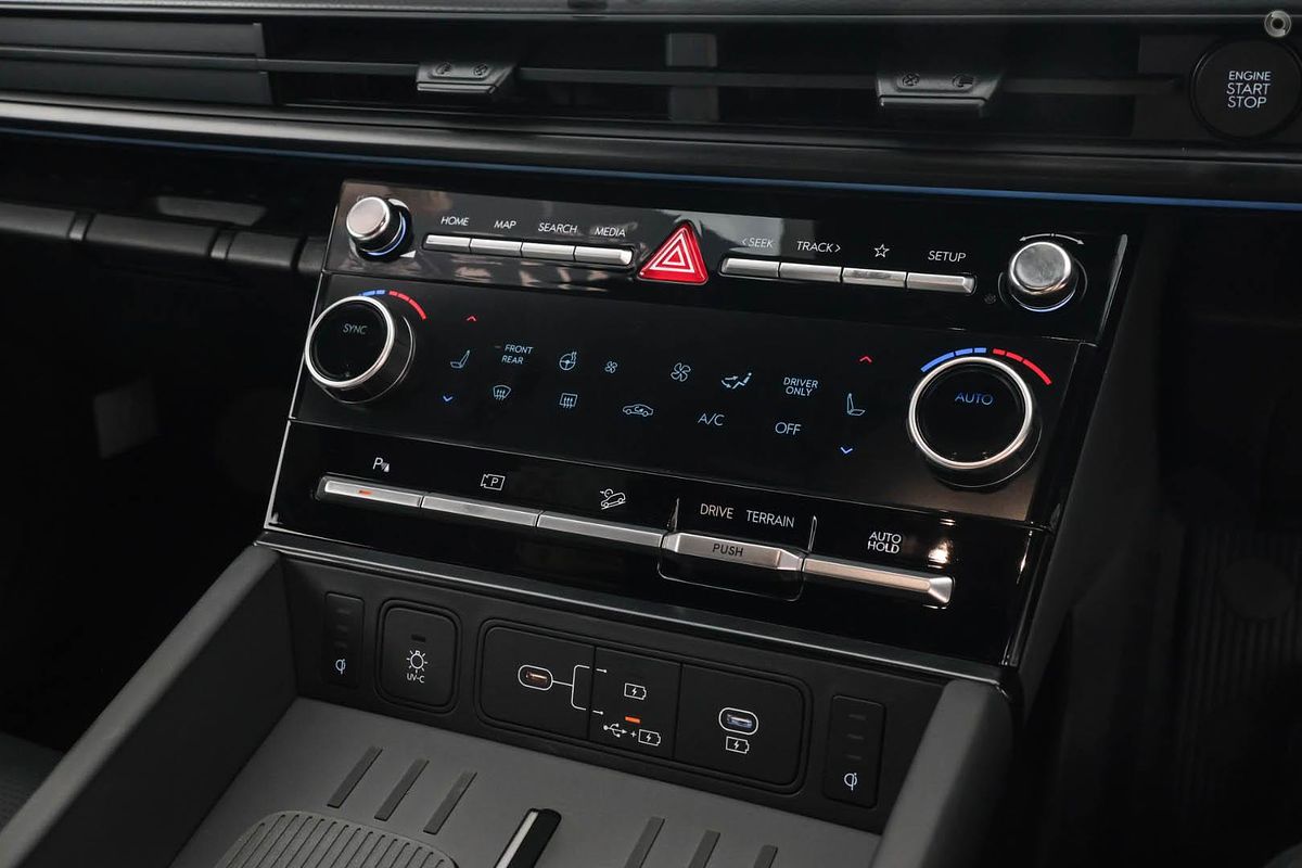 2025 Hyundai Santa Fe Calligraphy MX5.V1