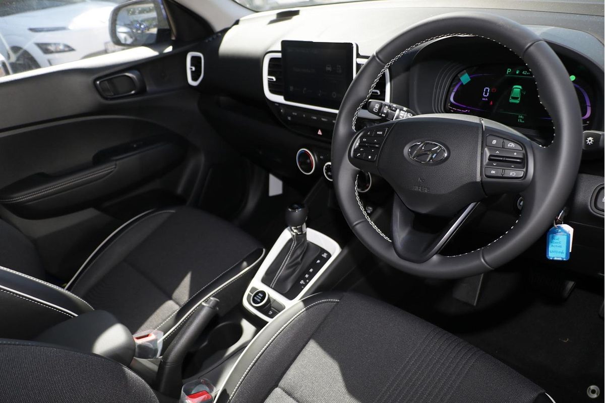 2025 Hyundai Venue Active QX.V5