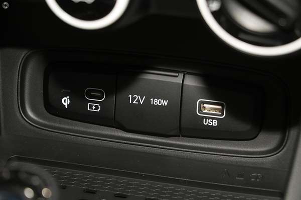 2025 Hyundai Venue Active QX.V5