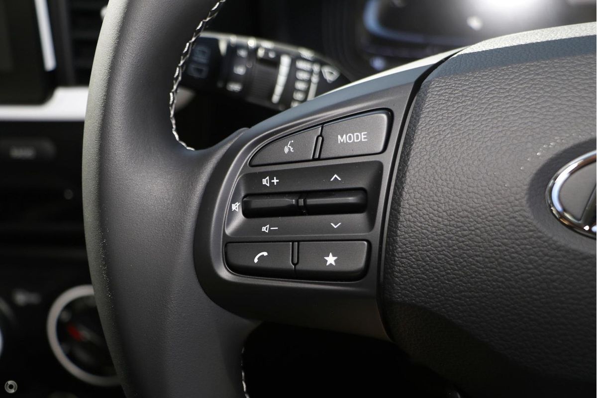 2025 Hyundai Venue Active QX.V5