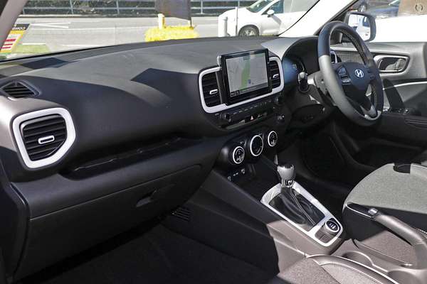 2025 Hyundai Venue Elite QX.V5