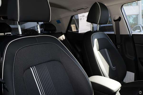 2025 Hyundai Venue Elite QX.V5