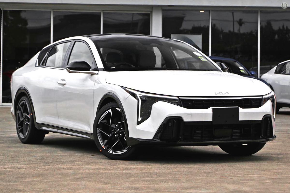 2024 Kia K4 GT-Line CL4m
