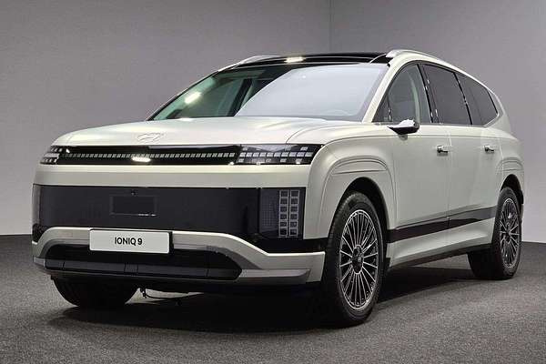 2025 Hyundai IONIQ 9 Calligraphy ME.V1