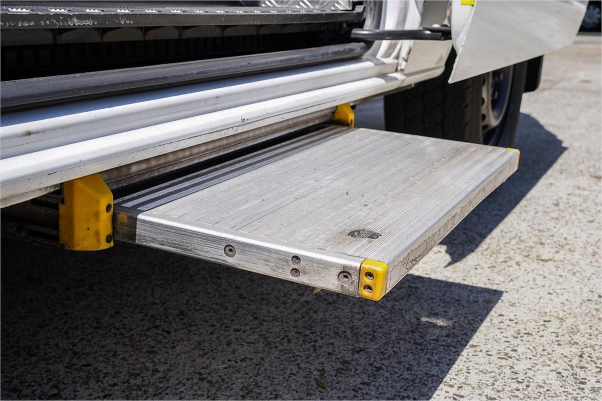 2016 Mercedes-Benz Sprinter 319CDI NCV3 MWB