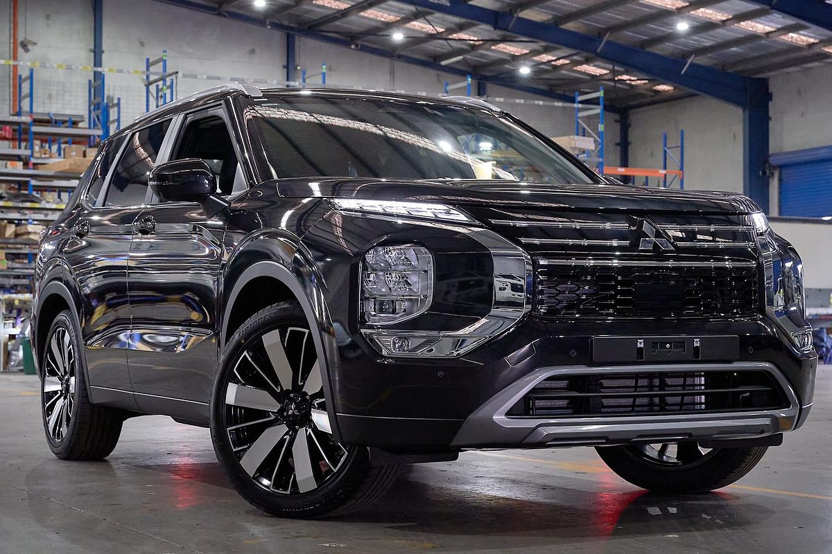 2025 Mitsubishi Outlander Aspire ZM