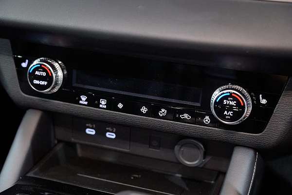 2025 Mitsubishi Outlander Aspire ZM