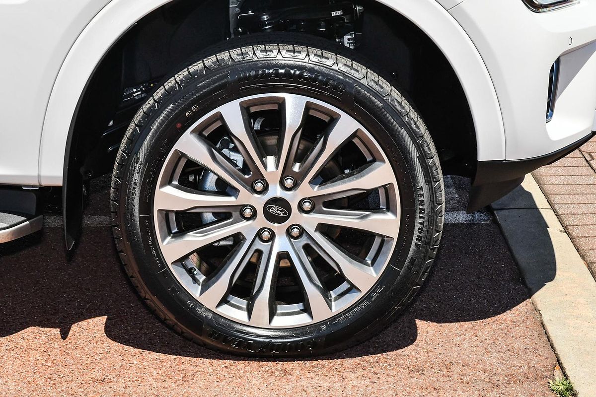 2025 Ford Everest Platinum 3.0L