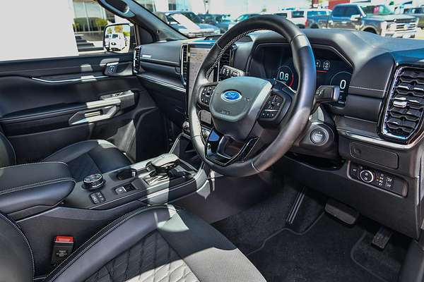 2025 Ford Everest Platinum 3.0L