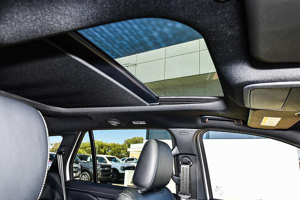 2025 Ford Everest Platinum 3.0L