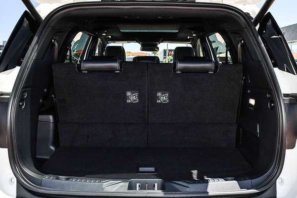 2025 Ford Everest Platinum 3.0L