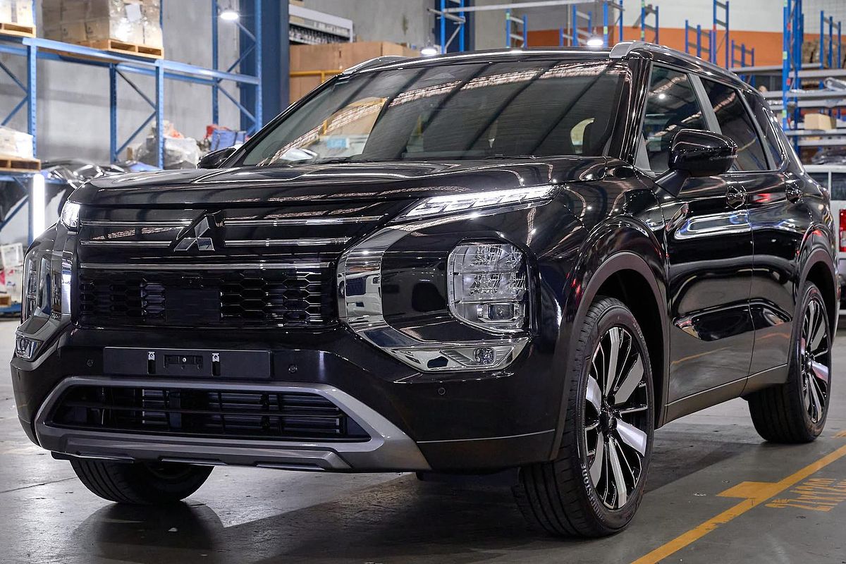 2025 Mitsubishi Outlander Aspire ZM