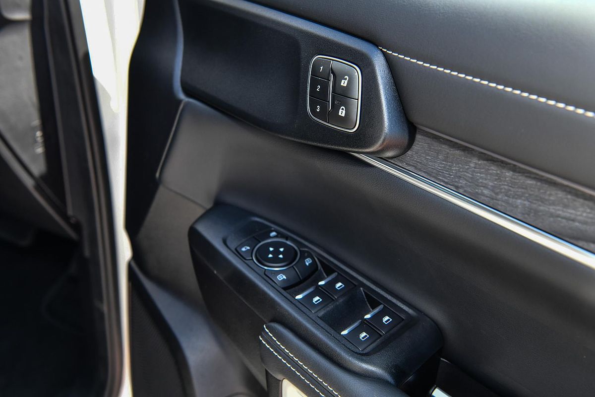 2025 Ford Ranger Platinum 4X4 3.0L