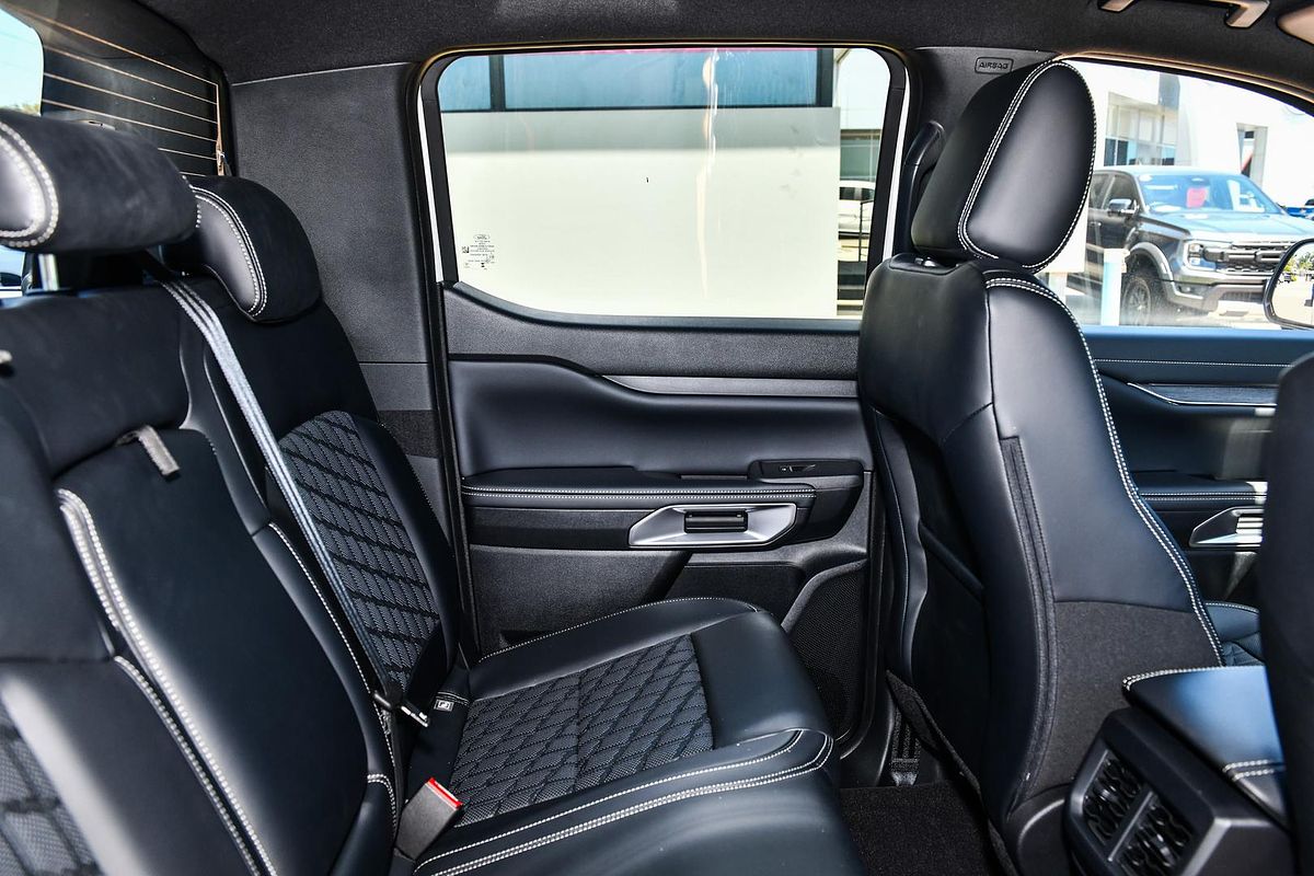 2025 Ford Ranger Platinum 4X4 3.0L