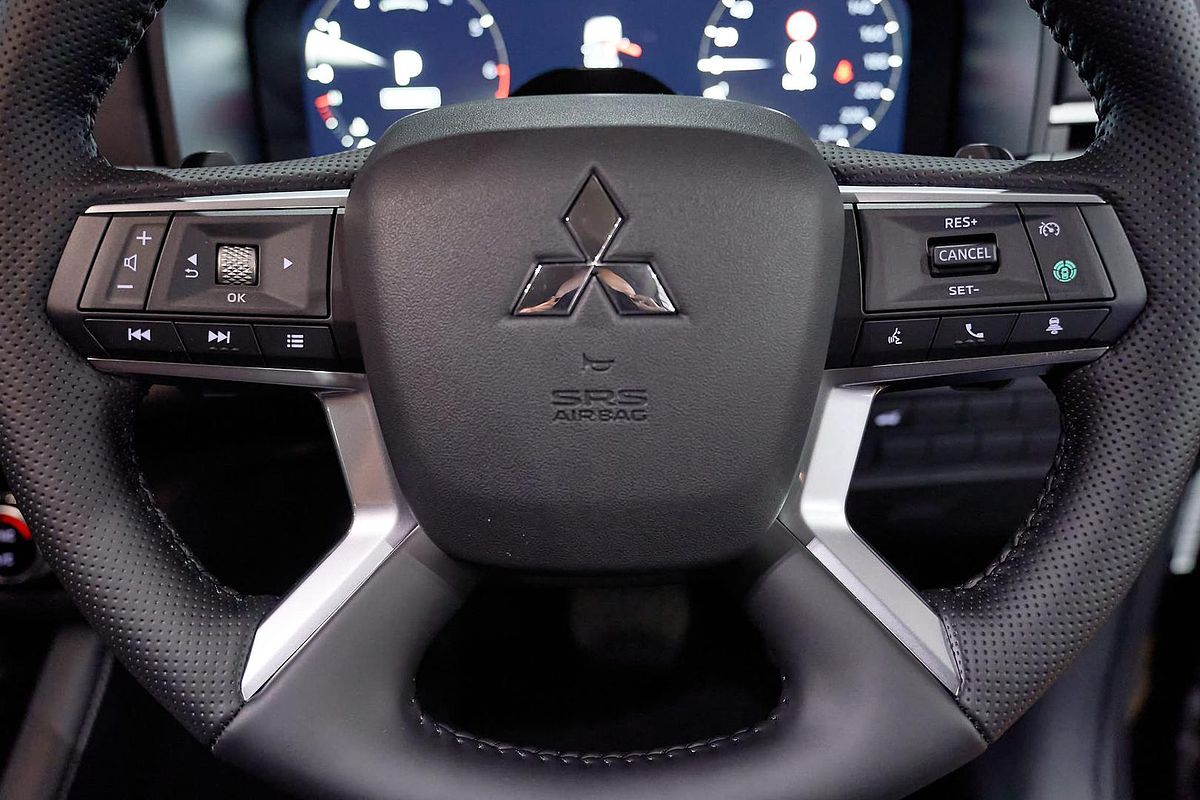 2025 Mitsubishi Outlander Aspire ZM