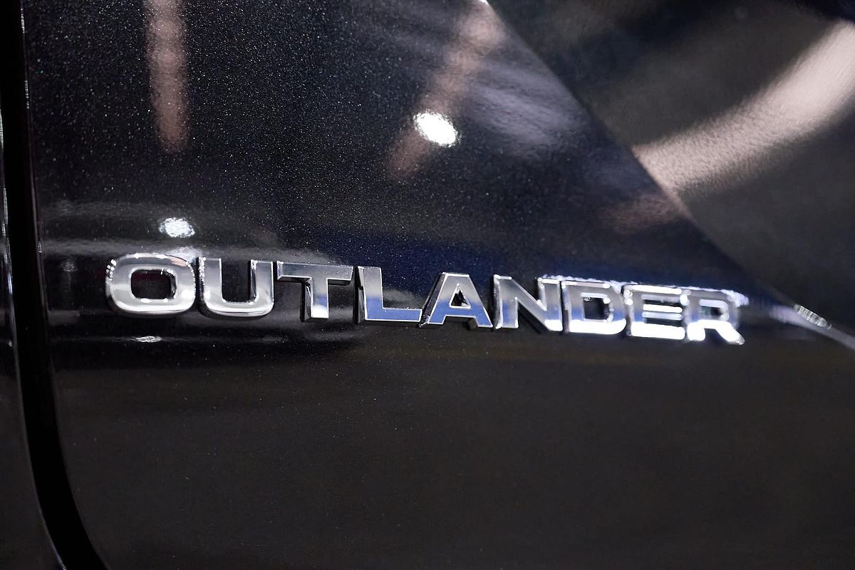 2025 Mitsubishi Outlander Aspire ZM