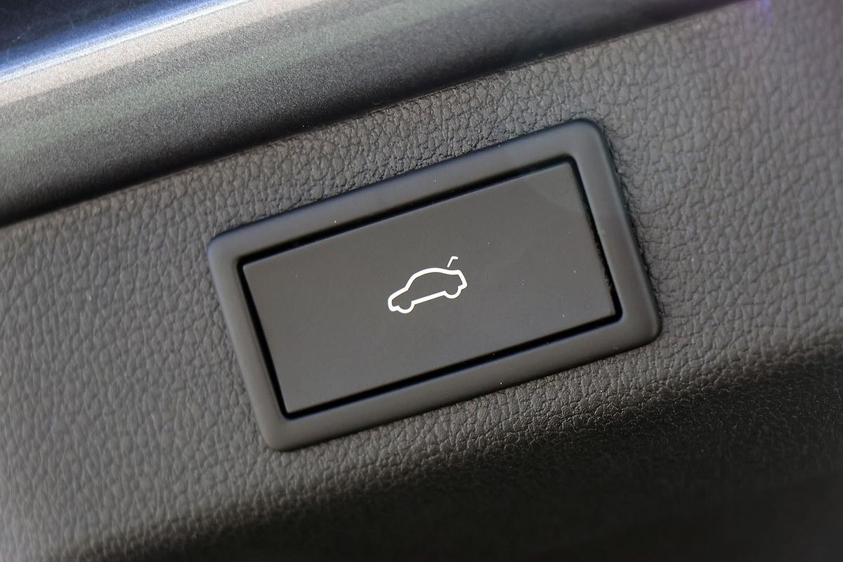 2023 SKODA Superb 206TSI SportLine NP