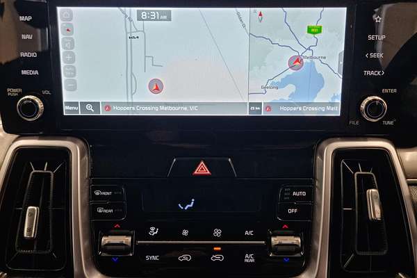 2022 Kia Sorento Sport MQ4