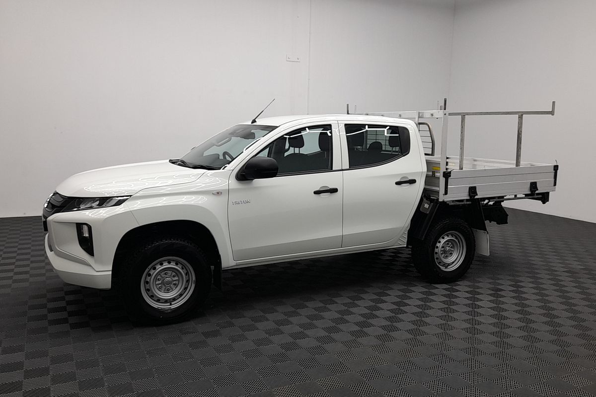 2022 Mitsubishi Triton GLX MR 4X4