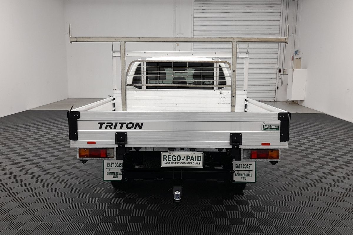 2022 Mitsubishi Triton GLX MR 4X4